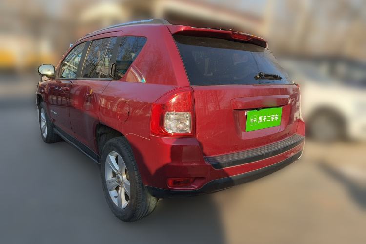 Used Jeep Compass 2012 2.4L four-wheel-drive sport version