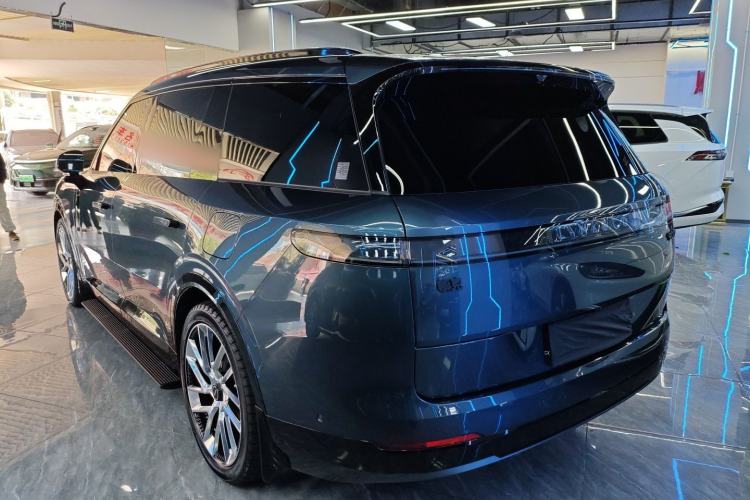 Used Lynk & Co 900 2025 2.0T Ultra Rear Left 45 Deg