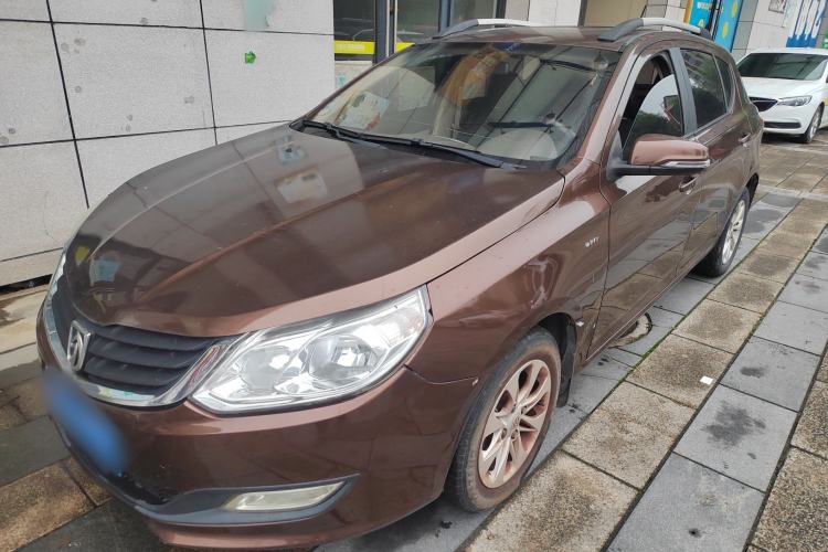Used Baojun 610 2014 1.5L manual Comfort trim level