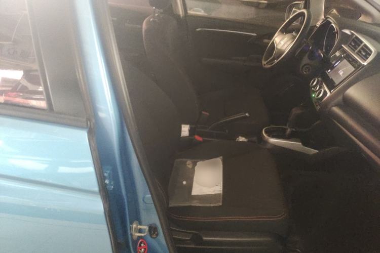 Used Honda Fit 2018 1.5L CVT Trendy Run+ Edition Right Front Seat