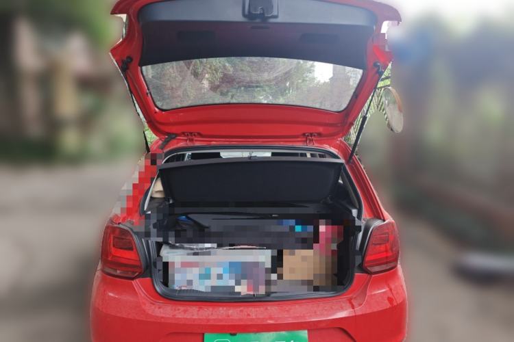 Used Volkswagen Polo 2014 1.6L Automatic Comfort Edition Trunk