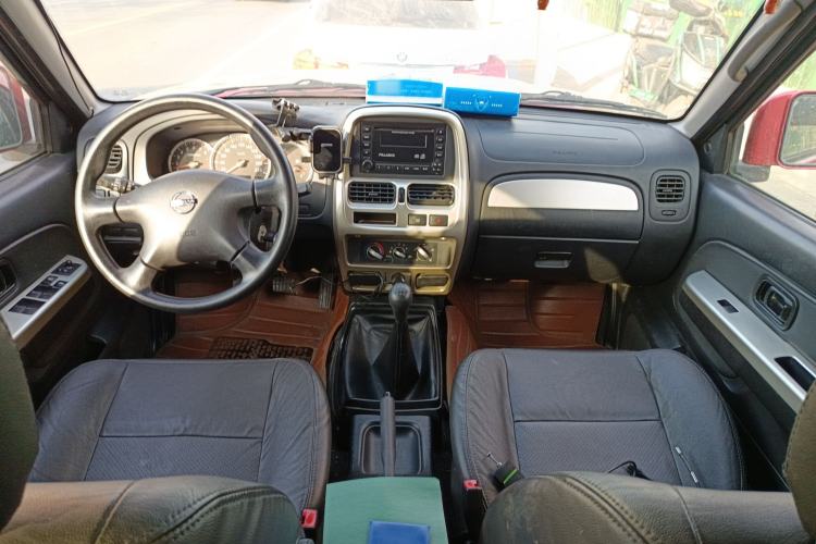 Used Nissan Paladin 2013 2.4L Two-Wheel Drive Standard Edition Emission Standard China IV