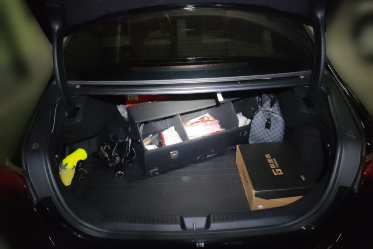 Used Mercedes-Benz E-Class 2024 E 260 Sport Edition Trunk