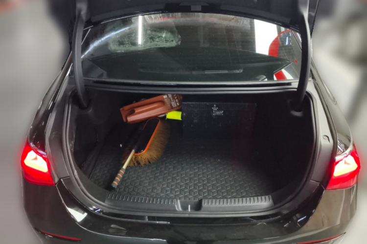 Used Mercedes-Benz E-Class 2024 E 300 L Luxury Model
