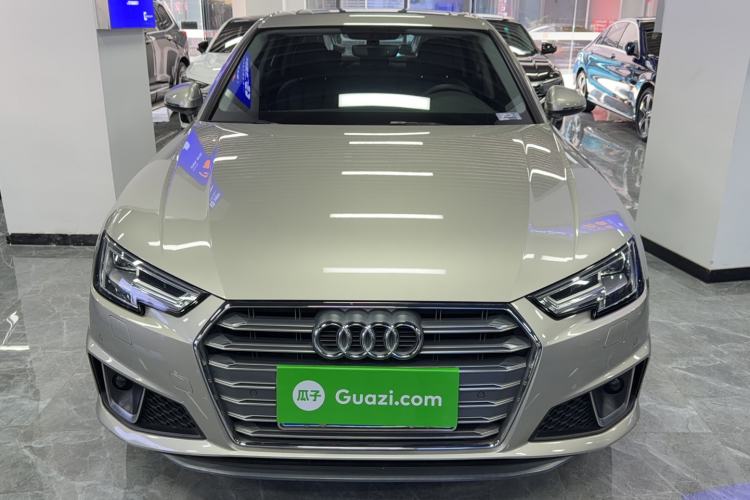 Used Audi A4L 2019 40 TFSI Fashion Edition China VI Emission Standard Front