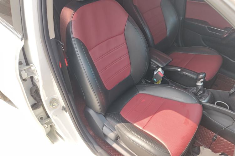 Used Kia K2 2015 Hatchback 1.4L MT GLS Cool Edition