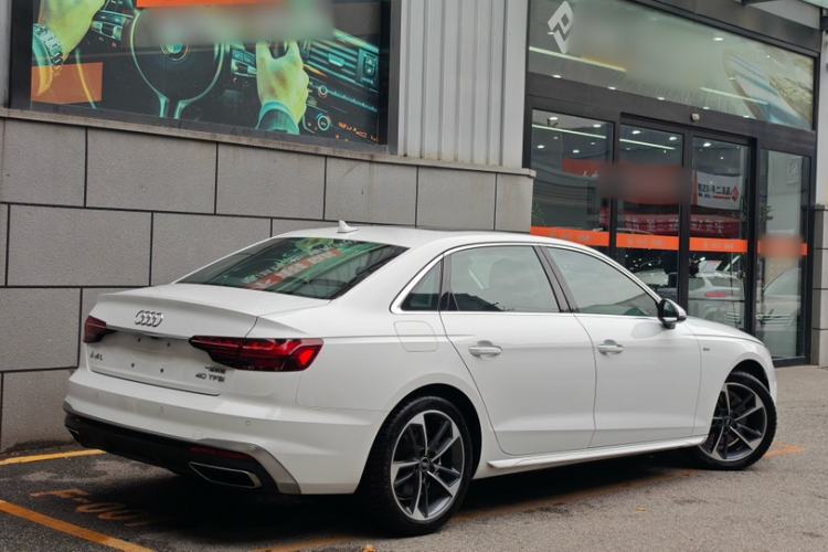 Used Audi A4L 2024 40 TFSI Fashion Dynamic Model
