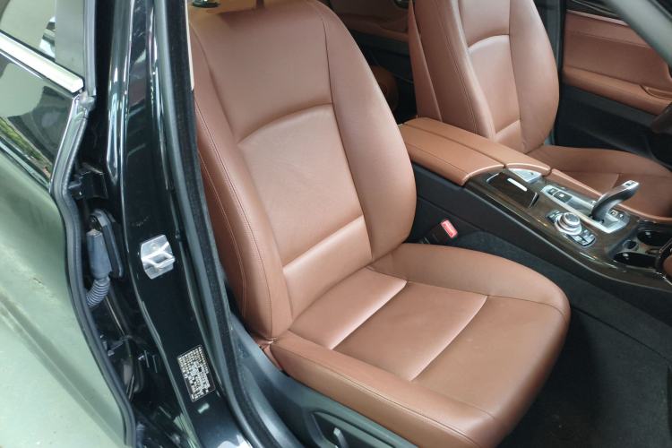 Used BMW 5 Series 2017 525Li Leading Model
