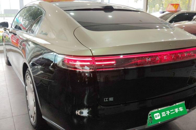 Used Hima S800 2025 Model, Range-Extended Starlight Prestige Edition, 5 Seats
