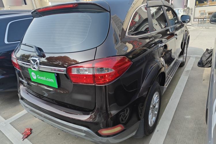 Used JMC Yusheng S350 2016 2.0T Automatic Two-Wheel Drive Gasoline Luxury Version with Sunroof 5 Seats
