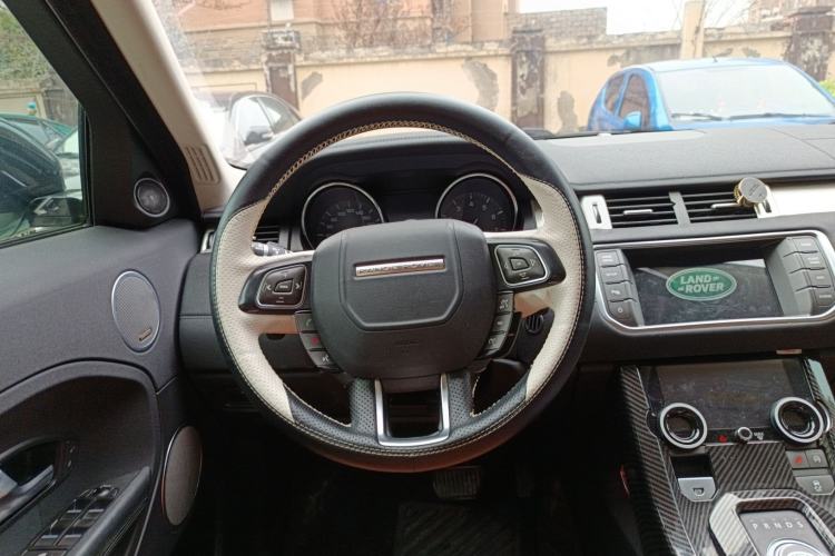 Used Land Rover Range Rover Evoque 2015 2.0T Five-Door Zhiyao Edition
