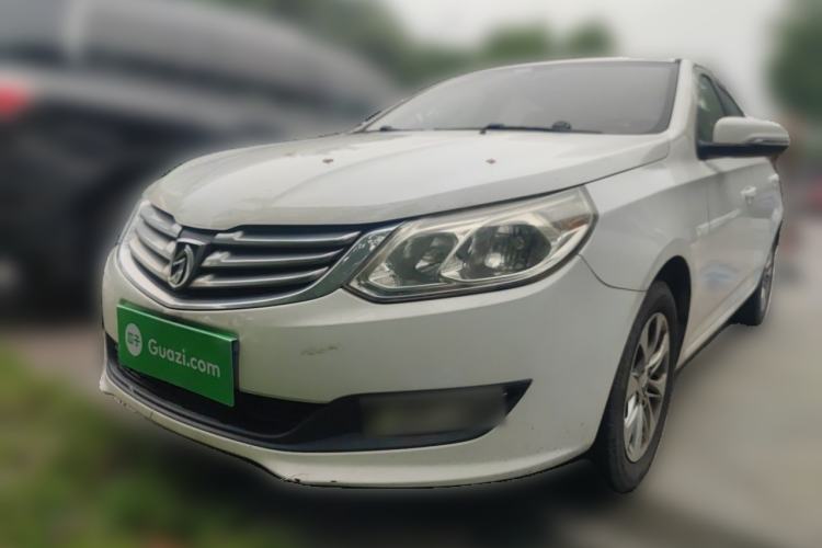 Used Baojun 610 2014 1.5L manual Comfort trim level