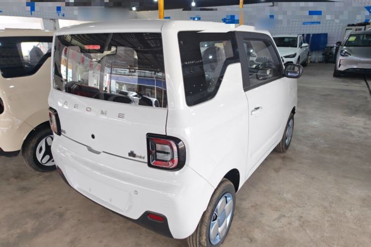 Used Geely Galaxy Panda 2024 Panda Mini 200km Endurance Bear Rear Right 45 Deg