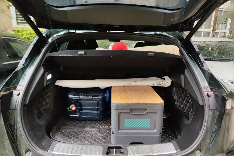 Used Lynk & Co 06 2023 Remix 1.5T Hero Trunk