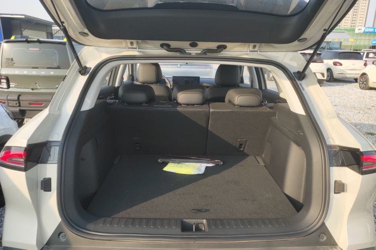 Used Baojun Yunhai 2024 60km Plug-in Hybrid Version