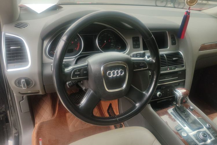 Used Audi Q7 2013 35 TFSI Comfort Model