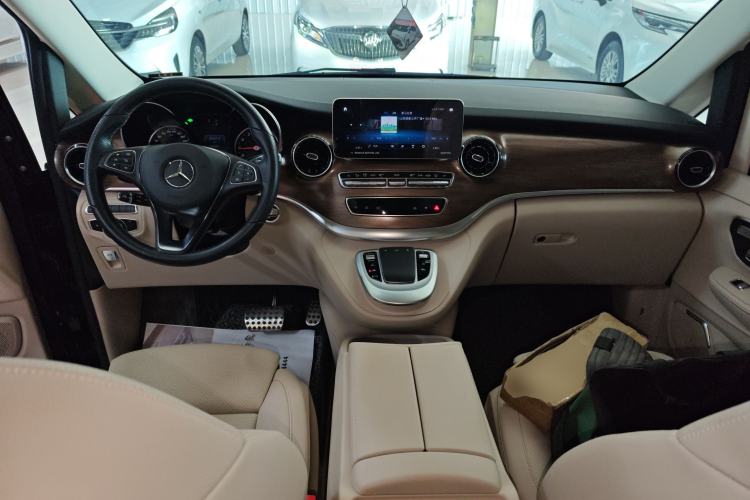 Used Mercedes-Benz V-Class 2022 V 260 L Long Wheelbase Prestige Edition