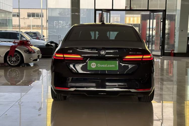 Used BMW i5 2024 eDrive 35L Prestige Luxury Package