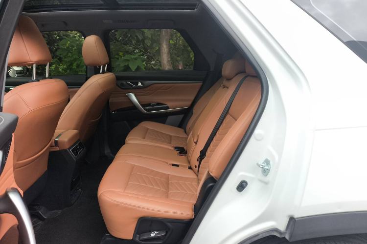 Used Changan CS95 2023 2.0T Two-Wheel Drive Luxury PLUS
