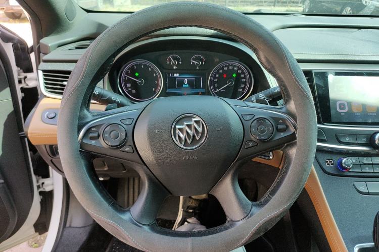Used Buick LaCrosse 2018 28T Elite Edition Steering Wheel