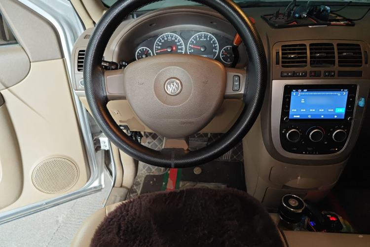 Used Buick GL8 2014 2.4L Classic Edition