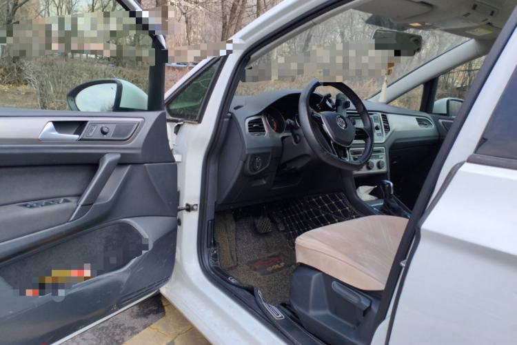 Used Volkswagen Golf Sportsvan 2018 1.6L Automatic Comfort Model
