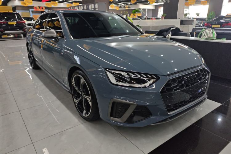 Used Audi A4L 2022 40 TFSI quattro RS Performance Package
