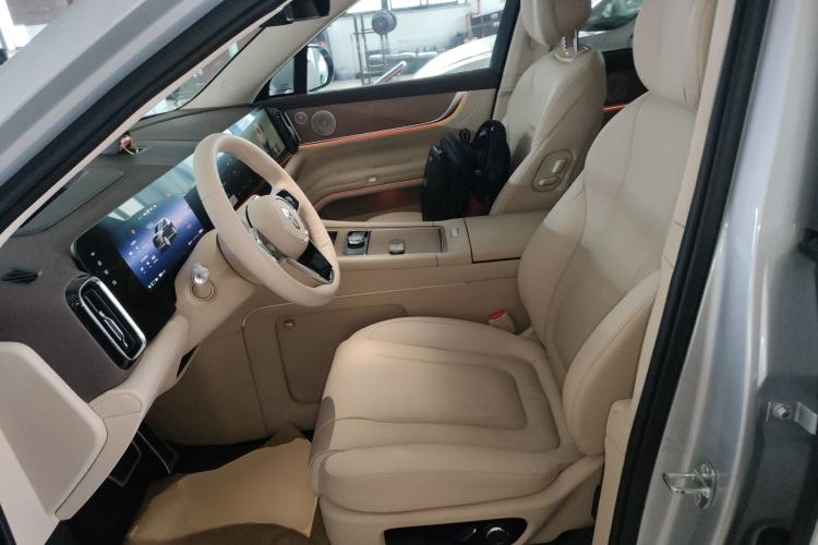 Used Hima AITO M9 2024 All-Electric Max Version 100 kWh 6-Seater