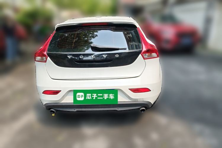 Used Volvo V40 2016 T3 Zhiyi Edition