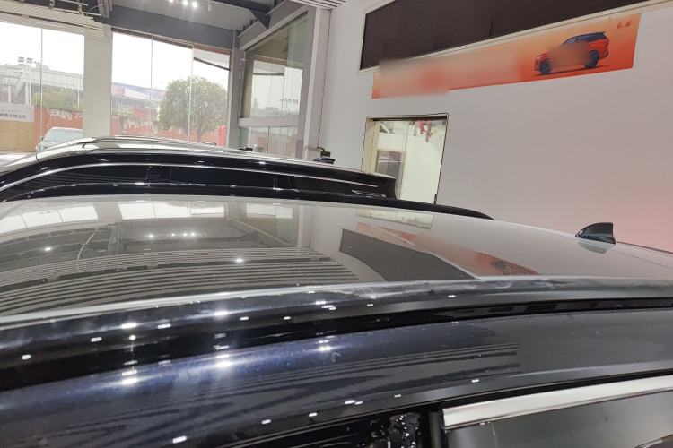 Used Hongqi HS5 2025 2.0T Two-Wheel-Drive Xuan Ying Edition Roof