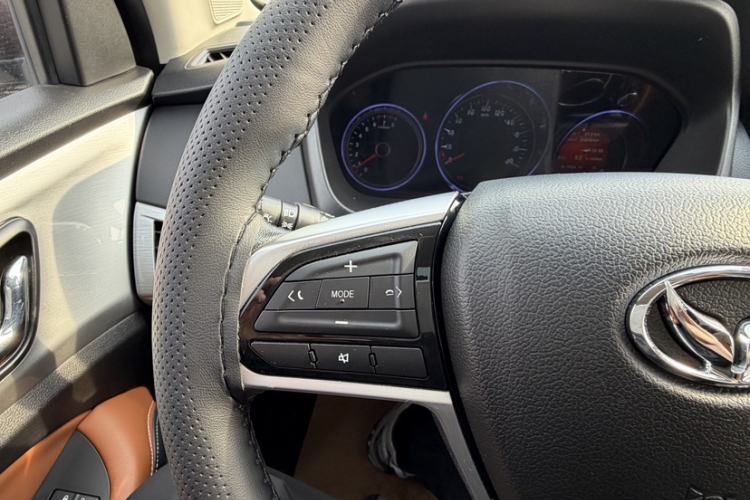 Used HYOSOW H5 2018 1.3T CVT Luxury Model Interior 8