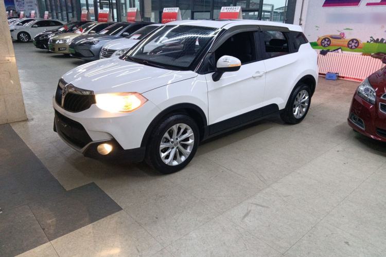 Used Brilliance V3 2015 1.5L Automatic Elite Model