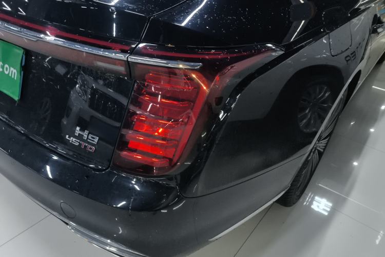 Used Hongqi H9 2025 2.0T Two-Wheel Drive Flagship Luxury Business Edition 5 Seats
