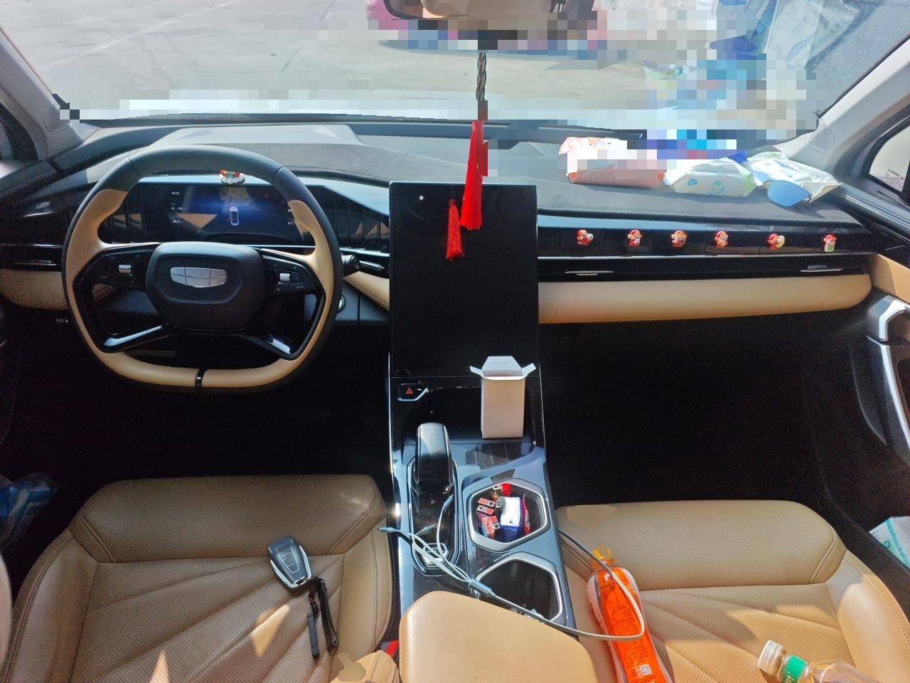 Geely Auto FX11 2023 1.5TD DCT Prestige Edition — снимка 9