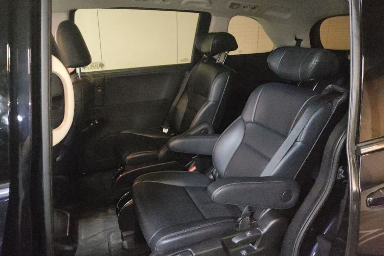 Used Honda Odyssey 2024 2.0L eHEV Sharp & Enjoy Edition