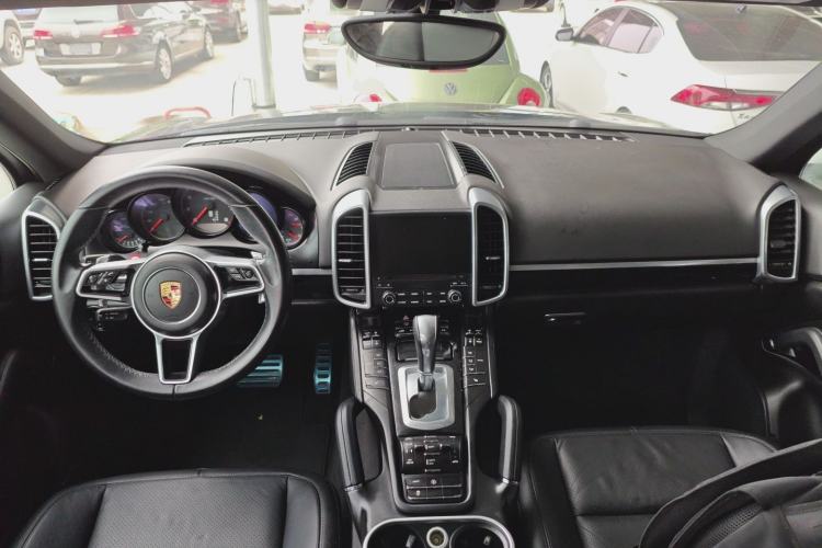 Used Porsche Cayenne 2016 Cayenne 3.0T Center Console