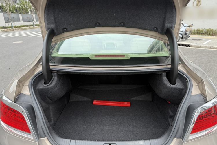 Used Buick LaCrosse 2012 2.4L SIDI Elegant Edition Trunk