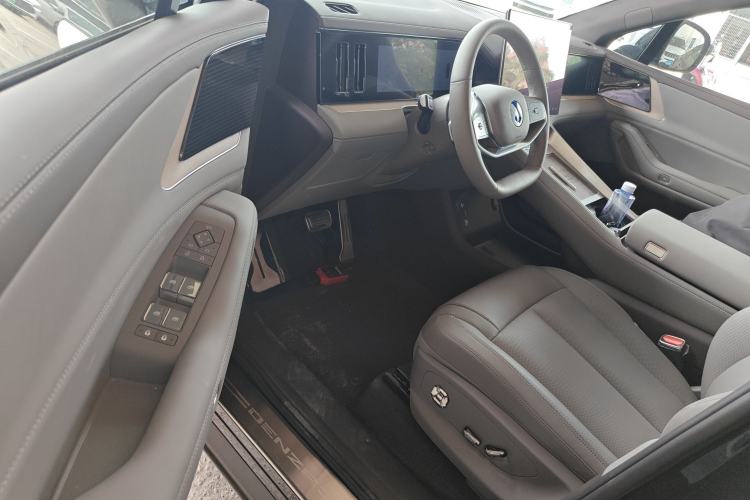 Used Denza N8L 2025 Model Flagship Model