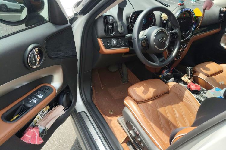 Used MINI Countryman 2022 Updated 2.0T COOPER S ALL4 Driver Seat