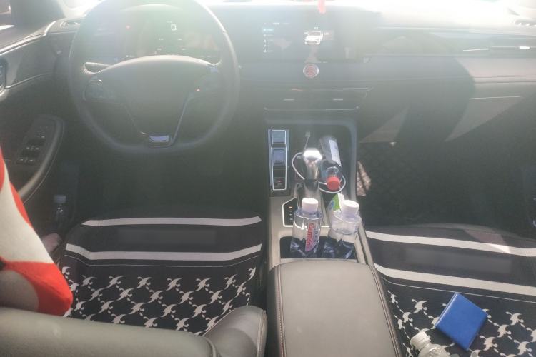 Used Roewe i5 2023 1.5L CVT Luxury Edition