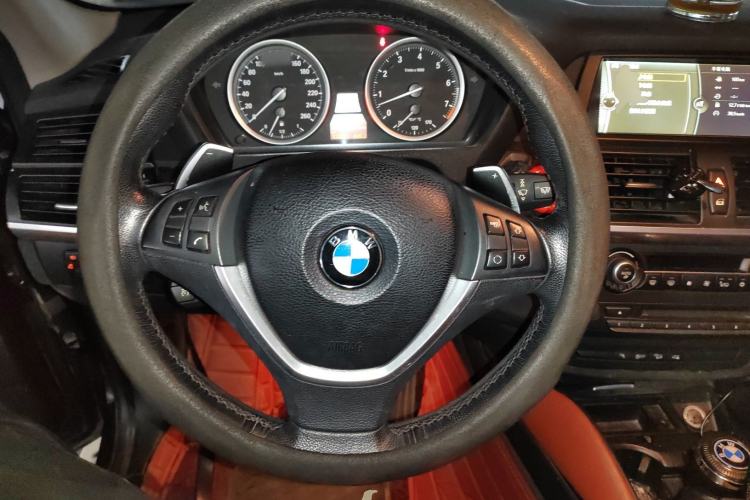 Used BMW X6 2014 xDrive35i Sport model
