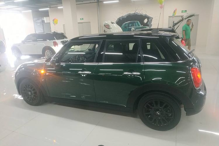 Used MINI MINI 2016 1.5T COOPER Five-Door Edition