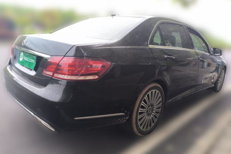 Used Mercedes-Benz E-Class 2015 Facelift E 200 L Rear Right 45 Deg