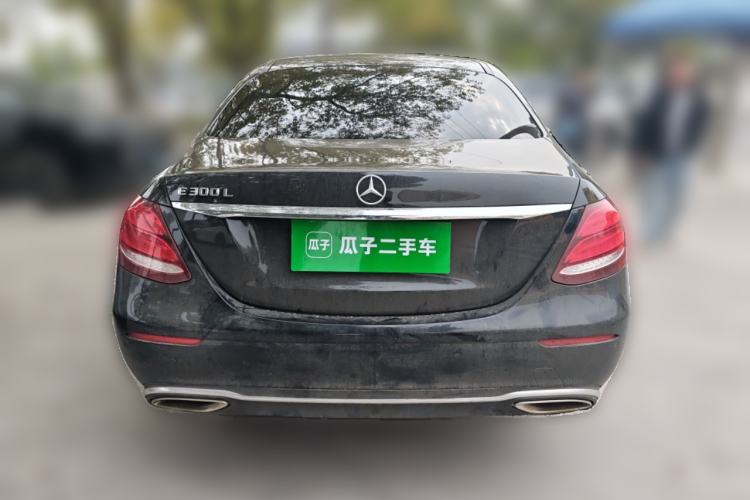 Used Mercedes-Benz E-Class 2018 Facelift E 300 L Luxury Edition