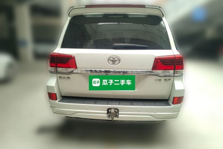 Used Toyota Land Cruiser  Rear