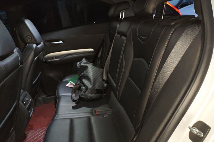 Used Cadillac XT4 2020 28T Two-Wheel-Drive Leading Version Left Rear Seat