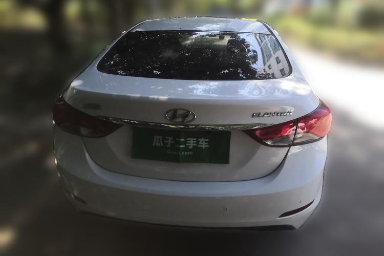 Used Hyundai Elantra (5th Generation / Langdong) 2016 1.6L Automatic Smart Version