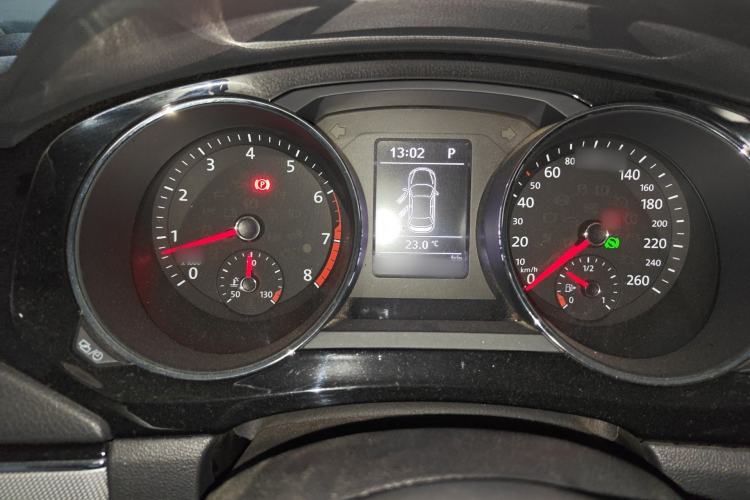 Used Volkswagen Sagitar 2018 280TSI DSG Ignite Edition Instrument Cluster