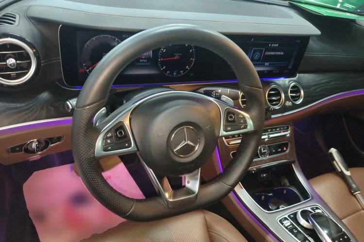 Used Mercedes-Benz E-Class 2017 E 300 L Sport Luxury Edition Steering Wheel