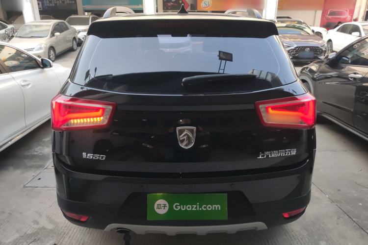Used Baojun 560 2015 1.8L manual luxury version